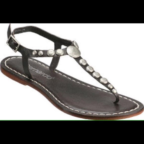Bernardo Black Mojo Sandals
