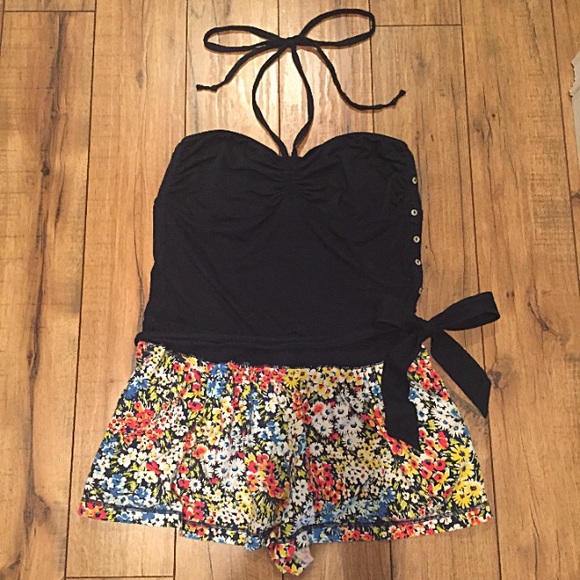 🚫SOLD🚫Blue & Floral Romper