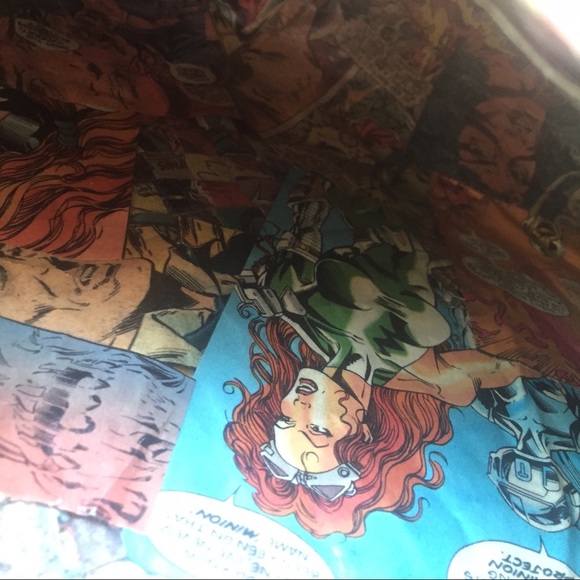Custom made comic statement purse - Picture 4 of 4