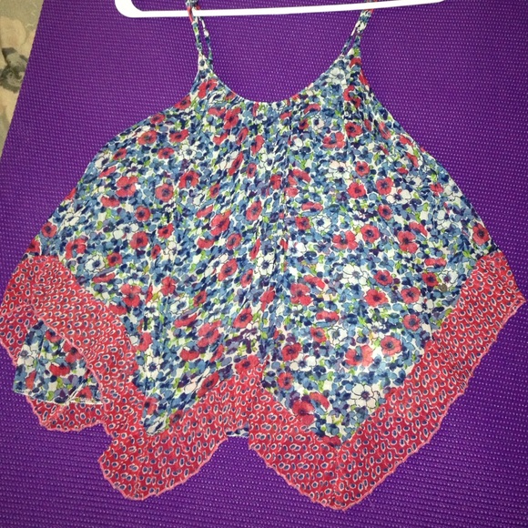 FLOWY LIGHT FLOWER TANK