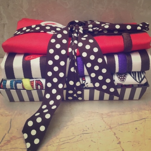 HB travel set NWT❤️