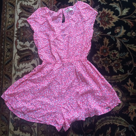 Hollister Other - Hollister romper