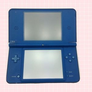 blue nintendo dsi xl