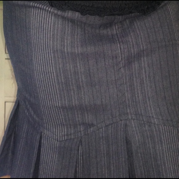 Cute Pleated Skirt NWT - Picture 4 of 4