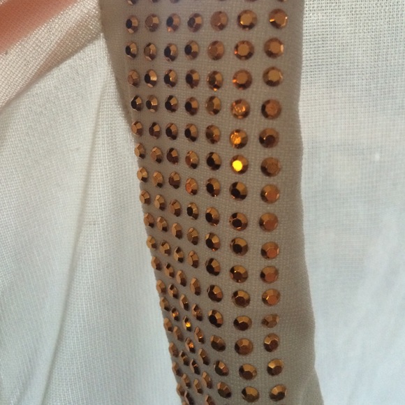 Collared Tank - Picture 2 of 2