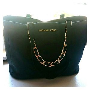 Authentic Michael Kors purse