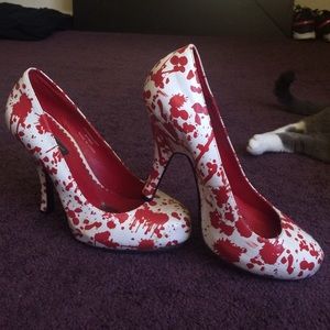 White and red Blood splatter high heels