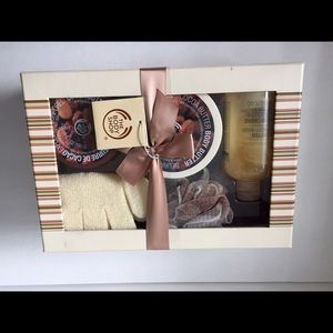 The body shop gift set NEW