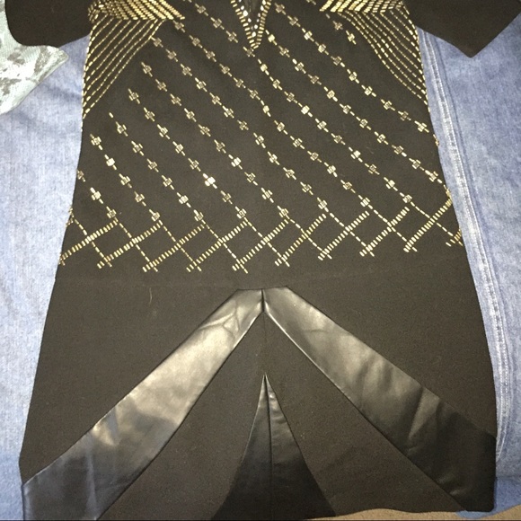 Dress - Picture 3 of 4