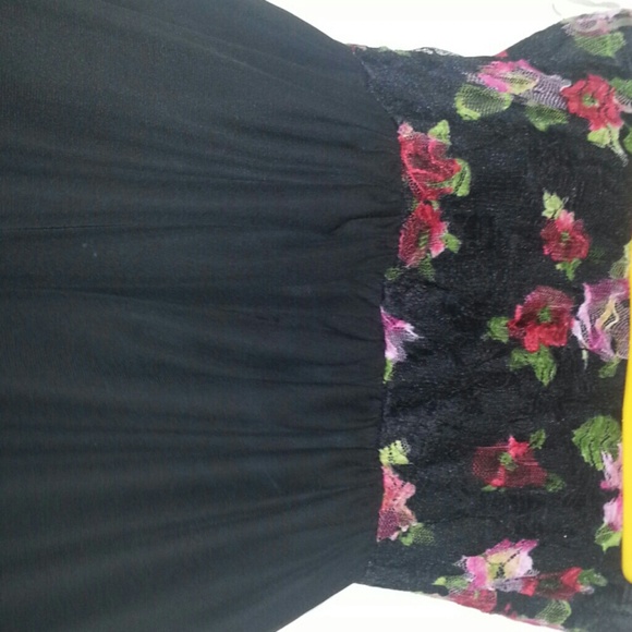High low dress, great condition - Picture 3 of 4