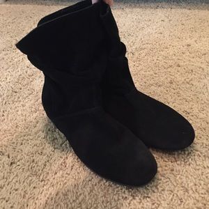 Gianni Bini Booties NWOT
