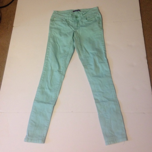 Mint YMI size 5 skinny jeans