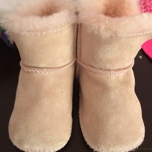 Baby pink uggs