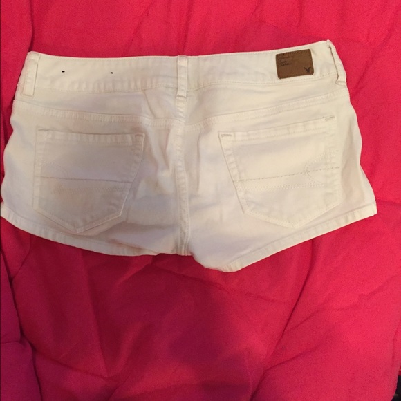 Shorts - Picture 2 of 4
