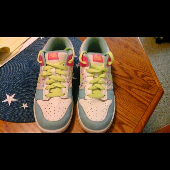 Nike