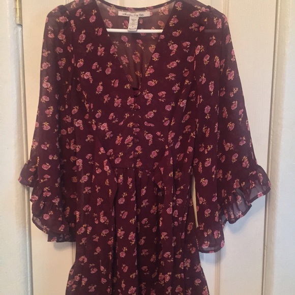 MOVING SALE American Rag bell sleeve boho dress