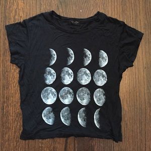 Cropped Moon t shirt!