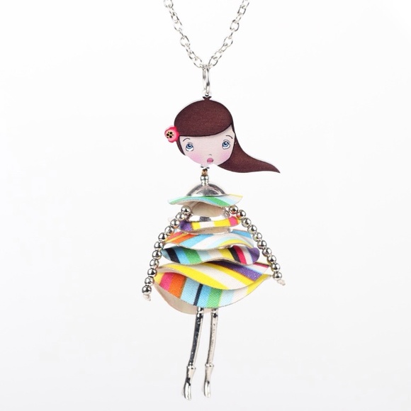 Jewelry - Adorable Doll Necklace