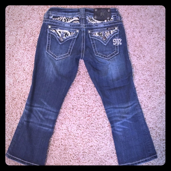 Miss Me Denim - Miss Me Capris !