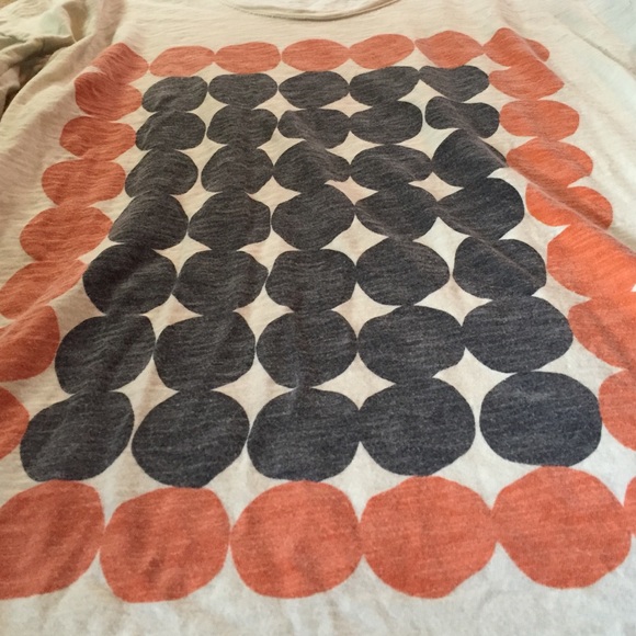 orange•blue•circle•shirt - Picture 2 of 4