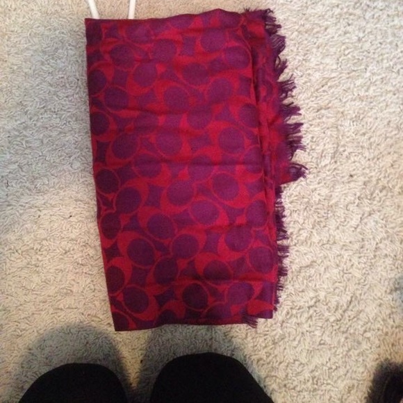 Coach scarf - Picture 1 of 1