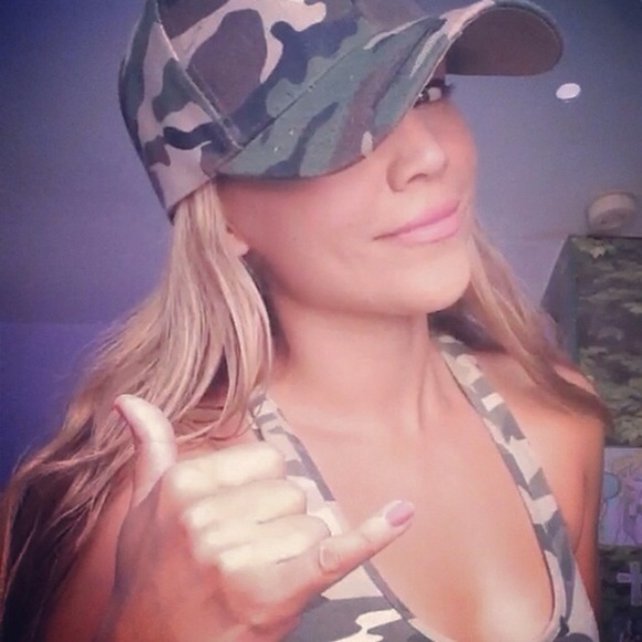 ❤️Camo Hat❤️🇺🇸