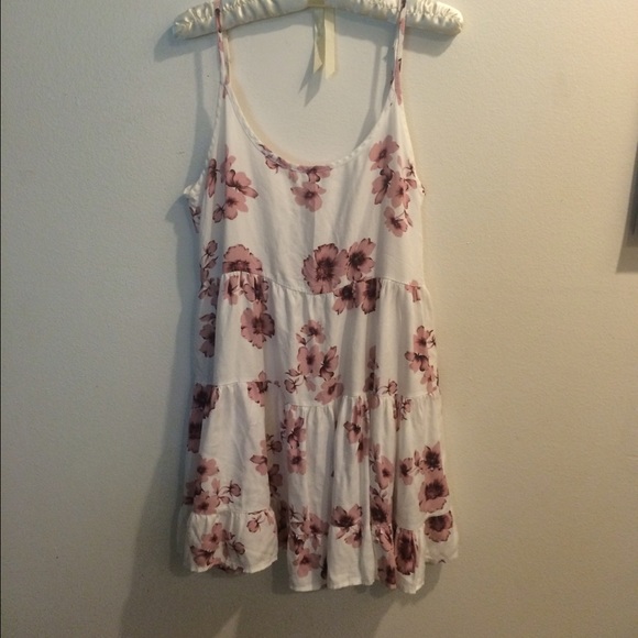 🚫SOLD🚫 floral jada - Picture 2 of 2