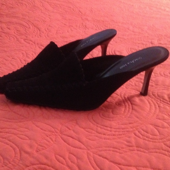 🎉Shoes🎉 - Picture 3 of 4