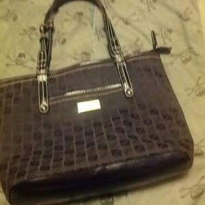 Nine & Co black tote