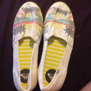 Roxy shoes