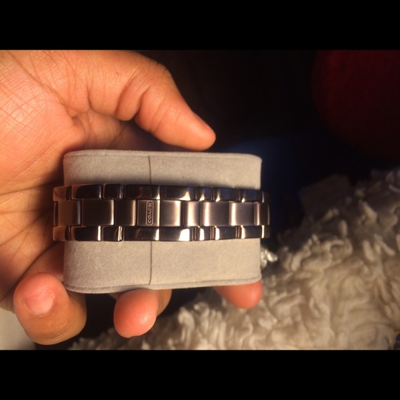 Coach Watch - Picture 2 of 4