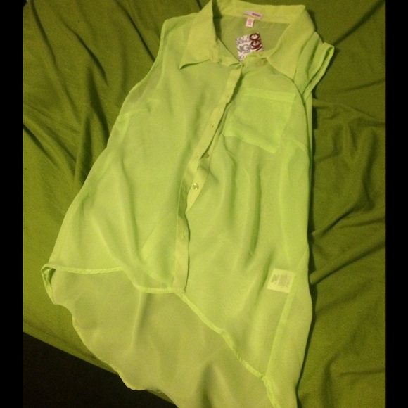 Bongo Sleeveless Camp Shirt - Picture 1 of 1