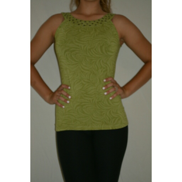 A green shirt