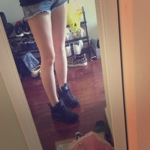 Nike air hidden height sneaker