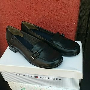 NEW Tommy Hilfiger LEATHER Carline Shoes sz 7.5