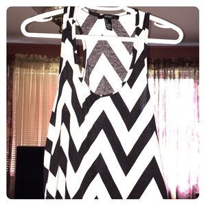 Black & white chevron crop top from forever 21