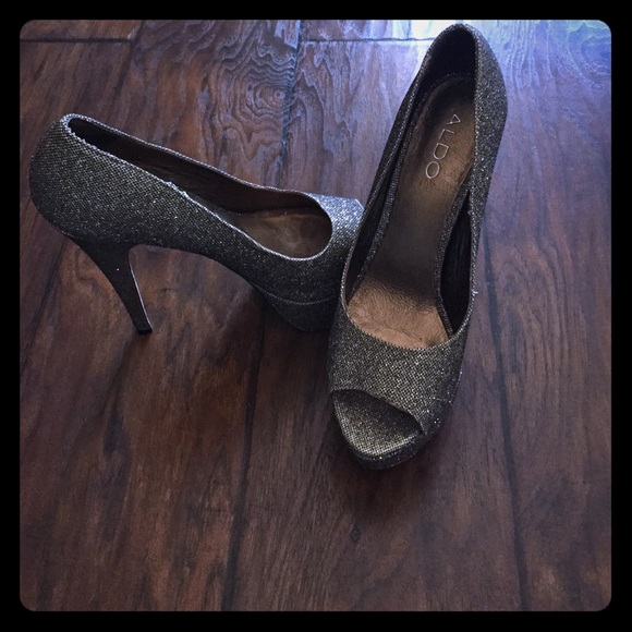 Aldo peep-toe heels