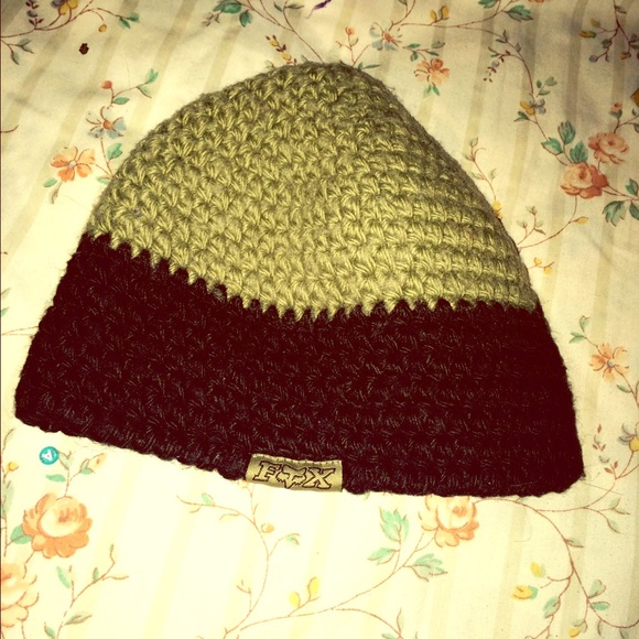 Fox green and brown wool beanie - Picture 1 of 1