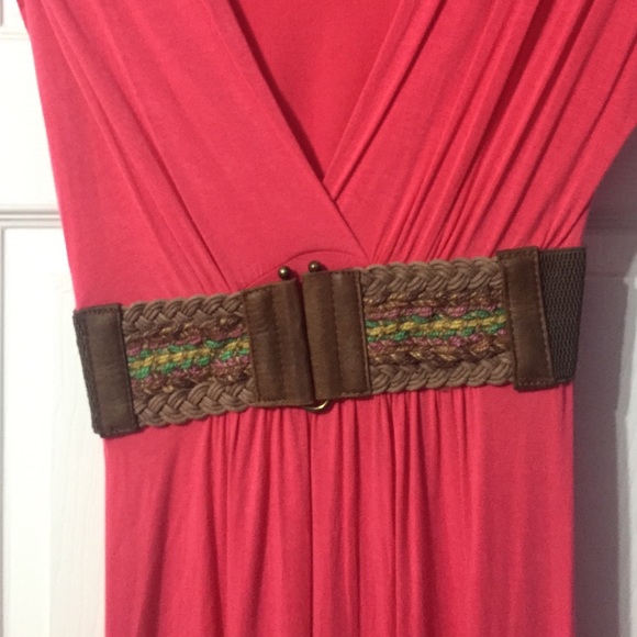 Pink V-Neck Dress - Picture 4 of 4