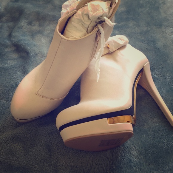 Brand new heels