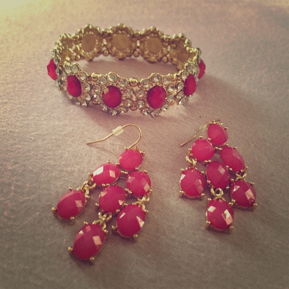 NWOT Earrings and Bracelet