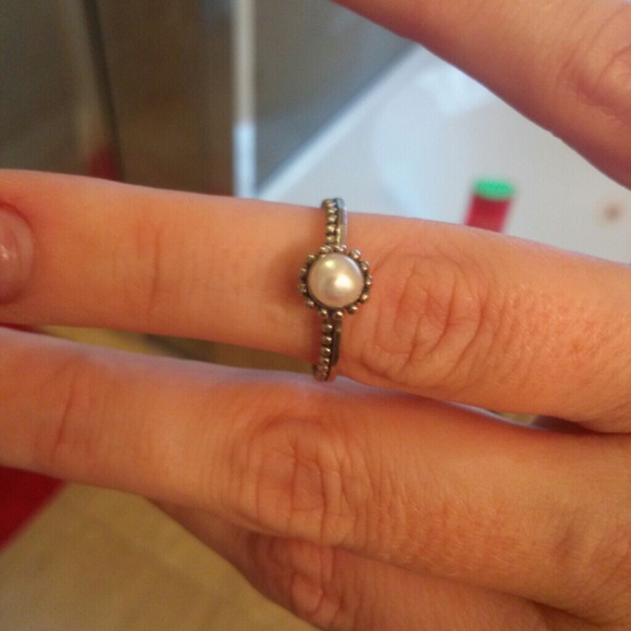 Simpada dainty stacking ring pearl