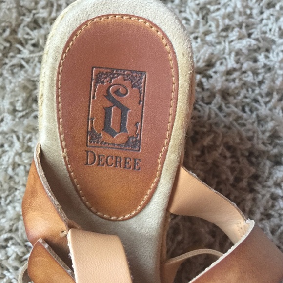 Sandals - Picture 3 of 3