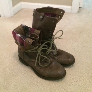 Madden Girl brown combat boots