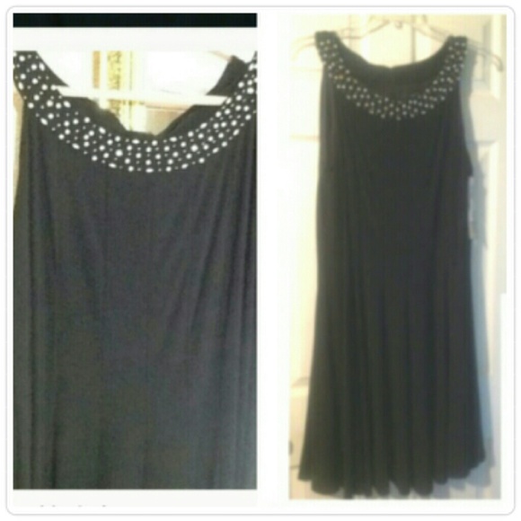 Jessica Howard Dresses & Skirts - ❤️❤️Pearl collar black dress❤️❤️