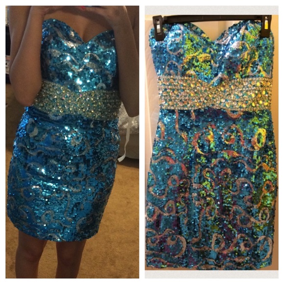 Sparkly Pageant / Homecoming / Prom / Dress