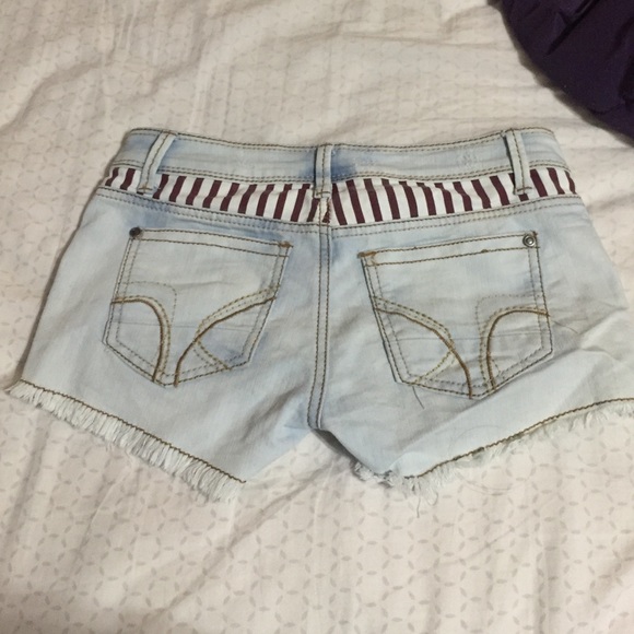 American Flag Distressed Shorts - Picture 2 of 2