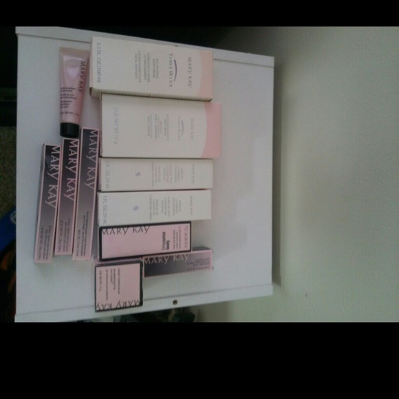 Mary Kay lot