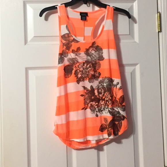 Striped Tank Top - Picture 1 of 3