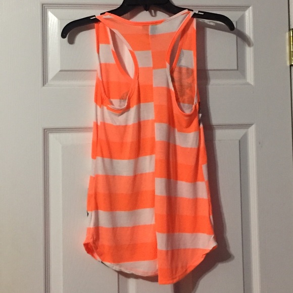 Striped Tank Top - Picture 3 of 3